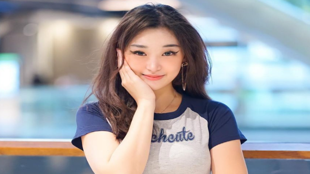 Sosok Livy Renata: Selebgram Multibakat