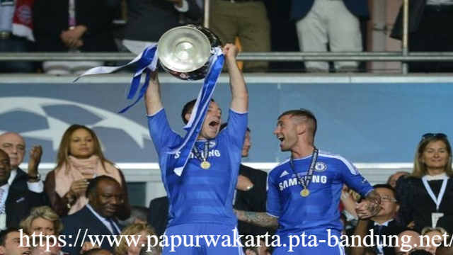 John Terry Klarifikasi Isu